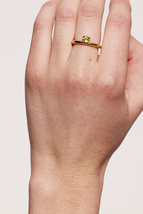 Glow Ring - Gold Plated / Peridot