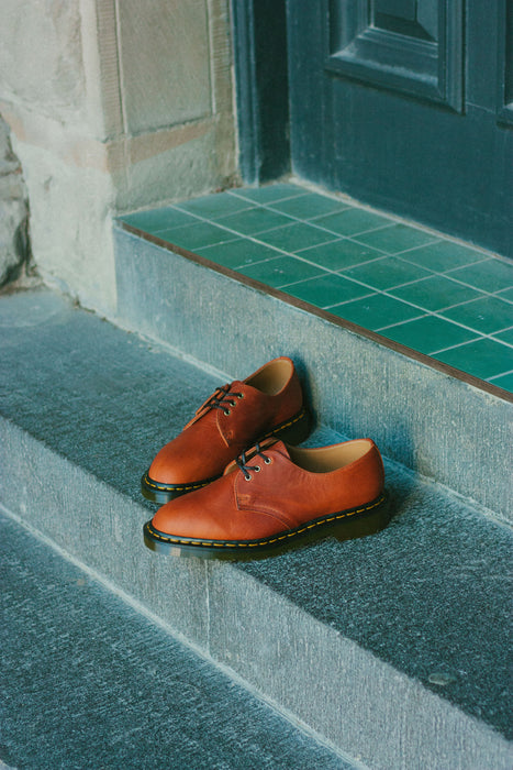 1461 Classic Oil Leather Shoes - Dark Tan
