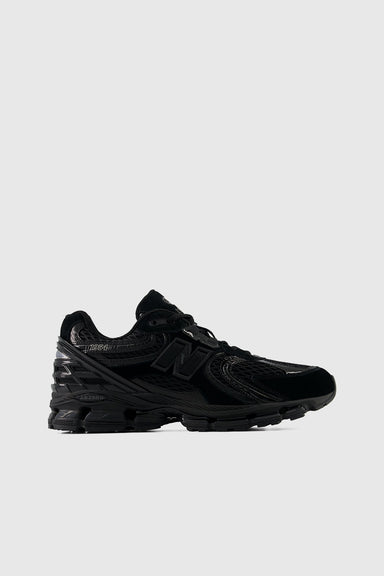 U19543VU - Black / Black