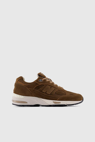 M991BR1 - Cocoa / Castle Wall