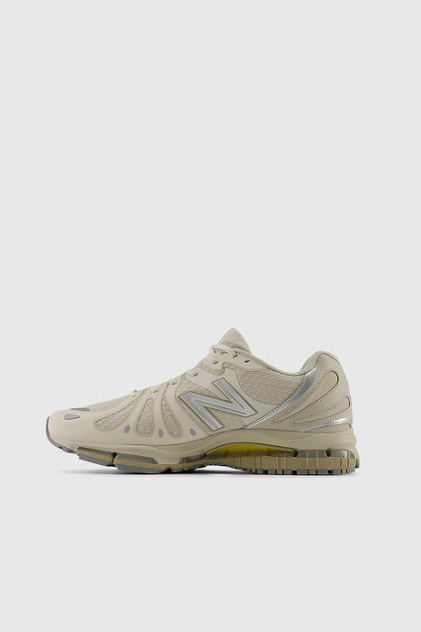 U18901IU - Linen / Punch Yellow