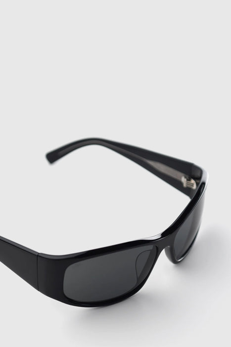 Rune - Black / Black