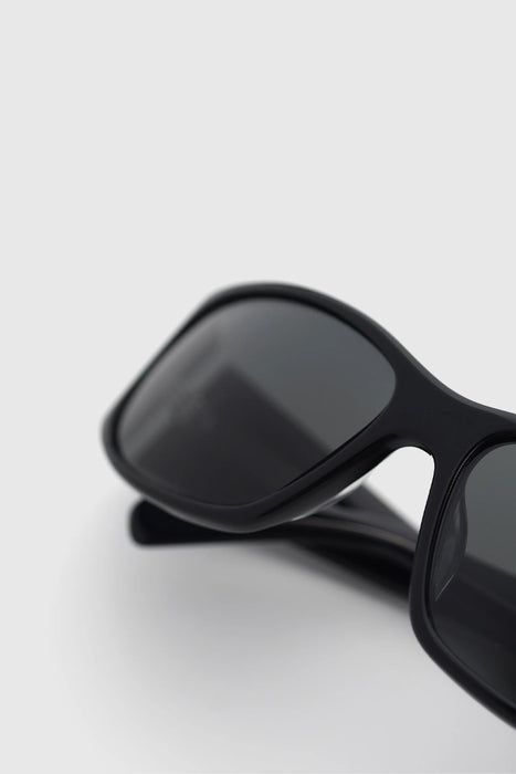 Rune - Black / Black
