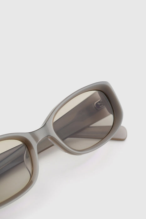 Mira - Sterling / Warm Grey