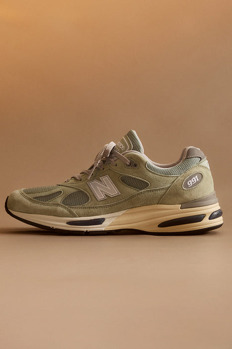 U991BB2 - Sea Grass / Silver