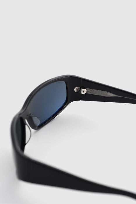 Rune - Black / Black