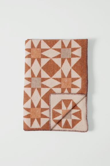 Jacquard Star Wool Blanket - Rust / Soft Peach