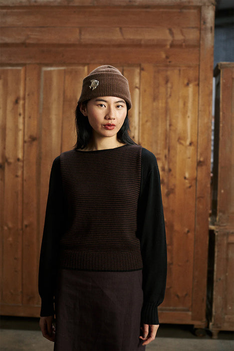 Striped Star Vest - Chestnut / Black Stripe