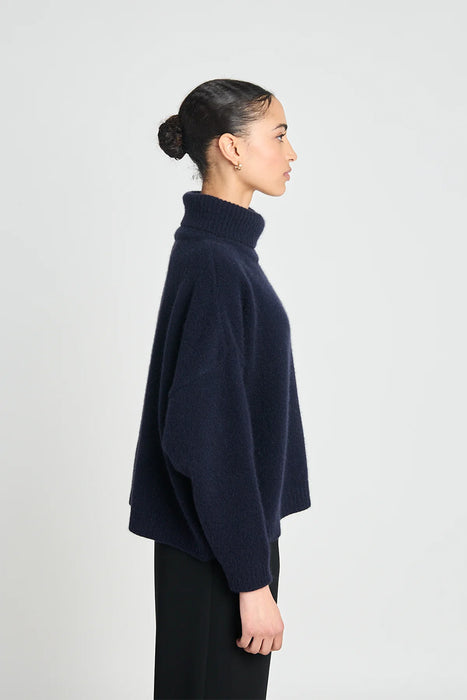 Futures Jumper - Navy