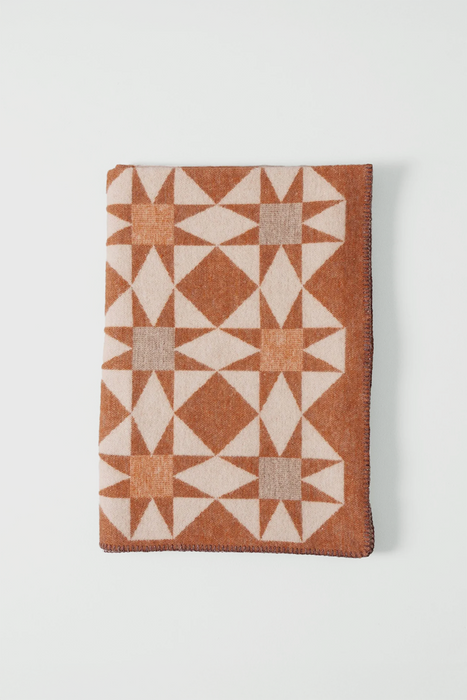 Jacquard Star Wool Blanket - Rust / Soft Peach