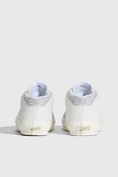 LX Half Cab 33 EK - Frost Gray