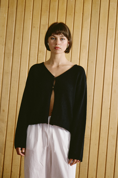 Bella Cardigan - Black