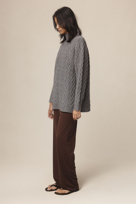 Dali Jumper - Pinecone