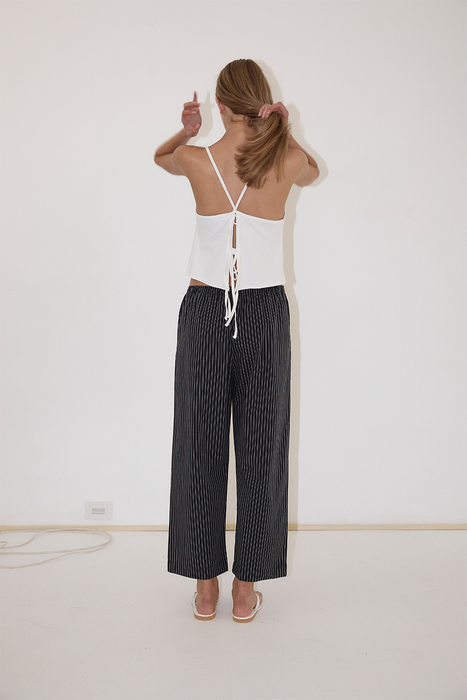 Ease Trouser - Mono Stripe