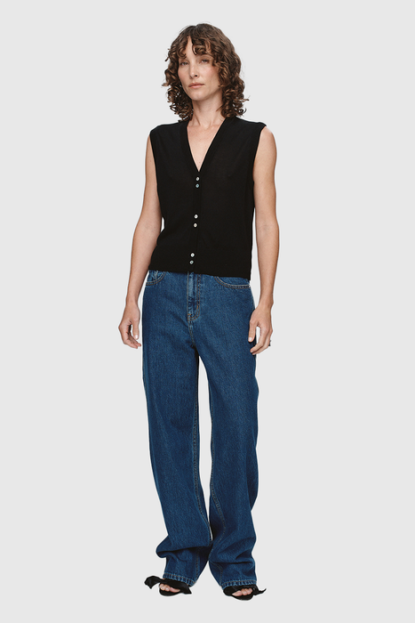 Foundations Vest - Black