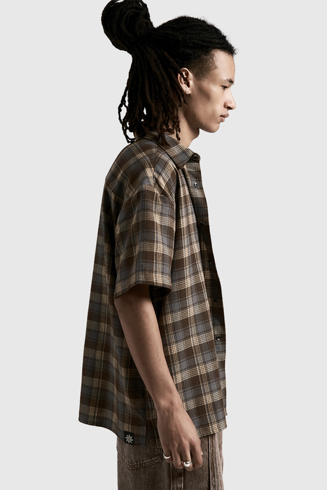 Hold SS Shirt - Brown / Blue