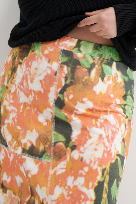 Montage Skirt - Flower Book