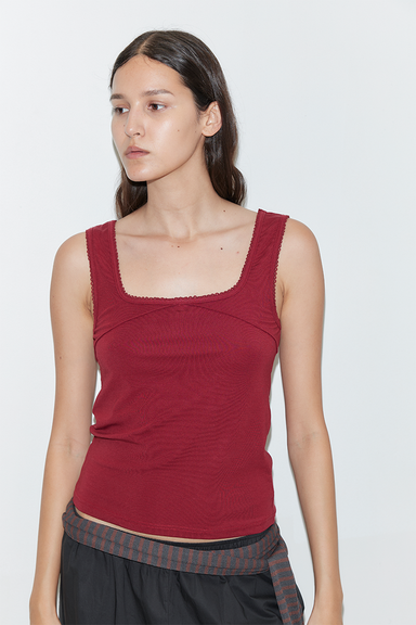 Piping Tank - Crimson