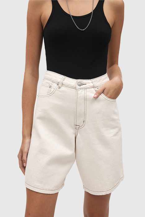 Relaxed Jean Short - Ecru