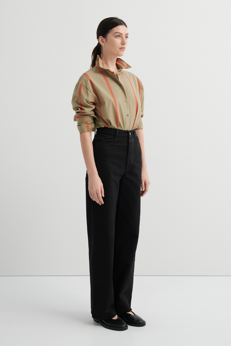 Straight Leg Jeans - Black Denim