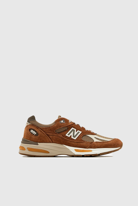 U991GB2 - Brown