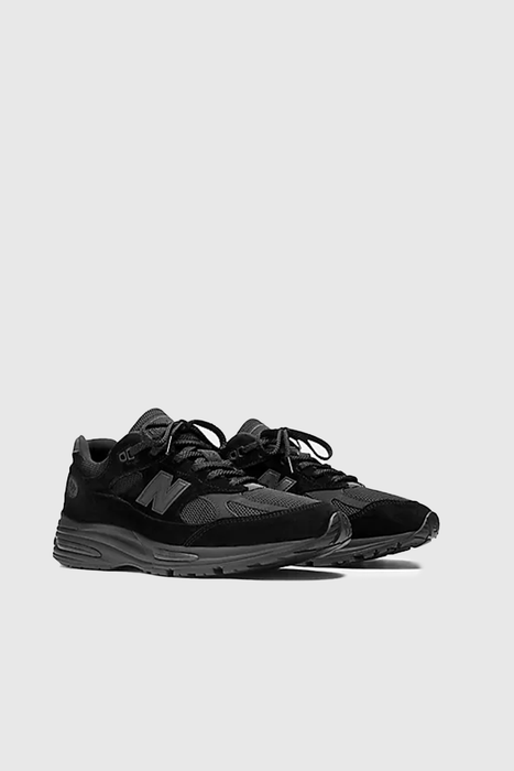 U991KK2 - Triple Black