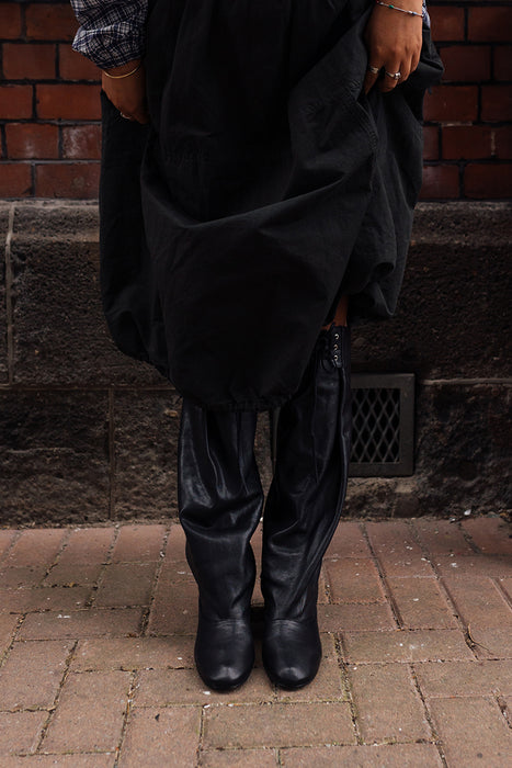 Victoria - Black
