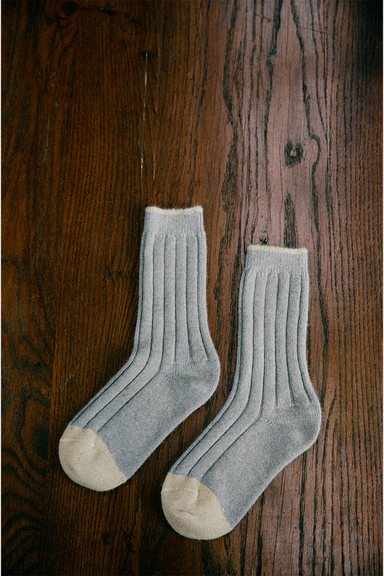 Yin & Yang Socks - Pearl / Creme Toe