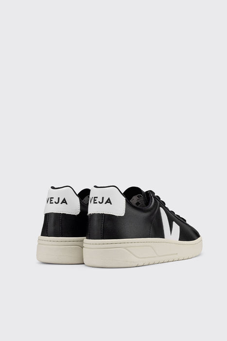 Urca CWL - Black / White